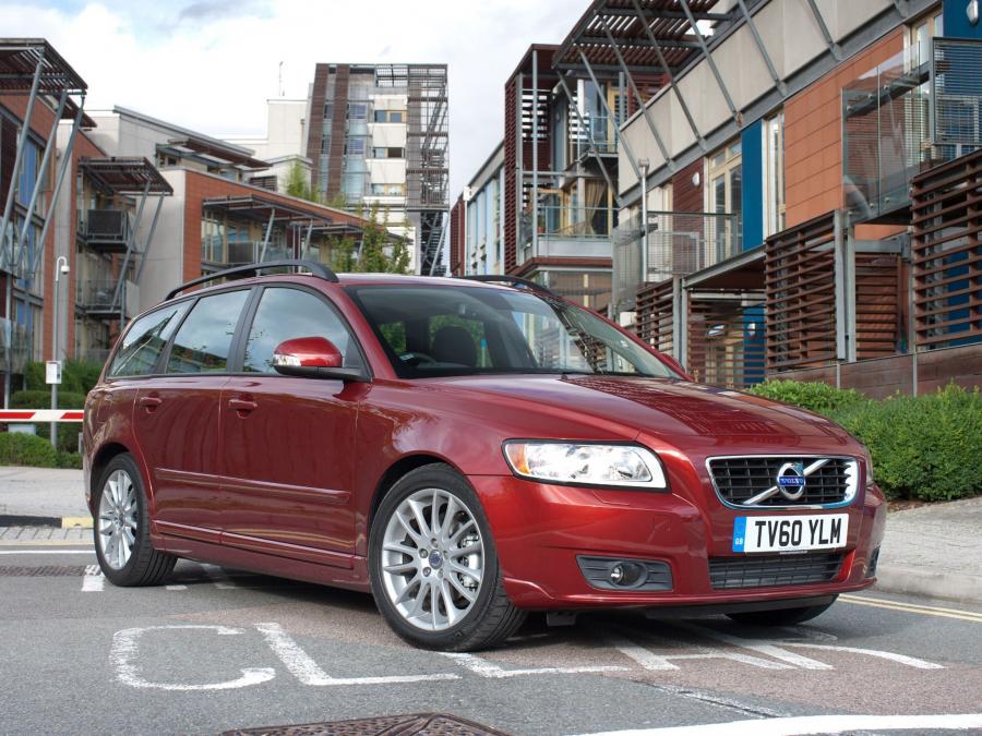 Volvo V50 D2 2010 года  (UK) (фото 6 из 12)